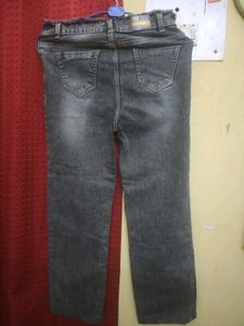 Girls Straight Fit Jeans