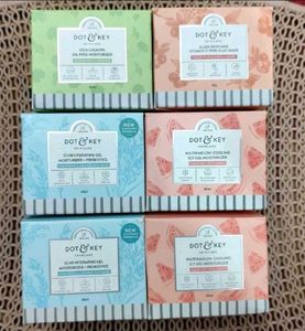 Dot & Key Skincare Set