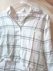 Black And White Lining Shirt