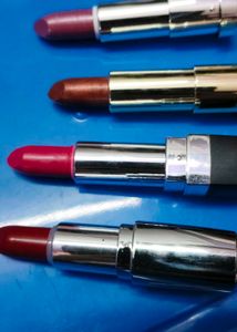 Lipstick 4 piece