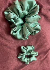 2 Size Scrunchie Set
