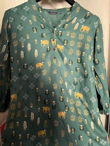 Pantaloons Green Printed Short Kurti