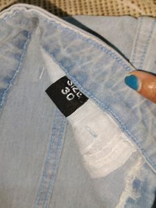 Light Blue/ Sky blue Capre Jeans