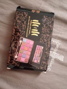 M&M   18 Colors Eyeshadow