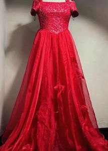Beautiful Princess Gown💖🎀🦋👸