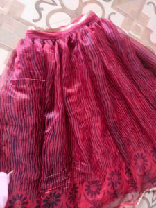 Skirt Red Flower Print.