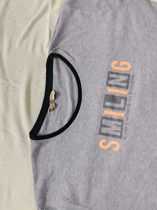 Gray &#39;Smiling&#39; Graphic Tee