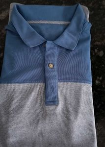 three men&#39;s t shirts