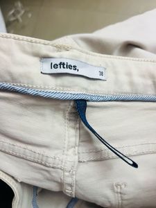 Lefties White Slim-Fit Biker Jeans – Size 30