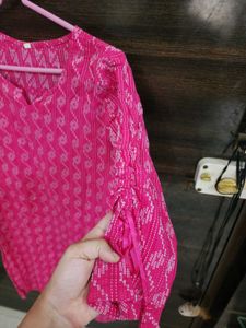 Pink Printed Kurta with trendy sleeves