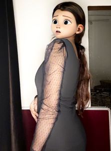 black bodycon dress