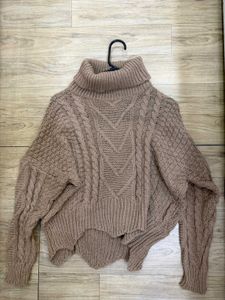 Coffee Cozy Knit Turtleneck - Free Size