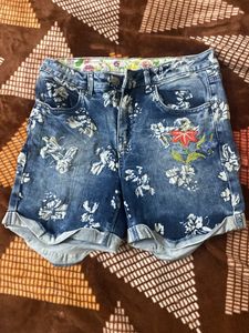 Recap Floral Denim Shorts