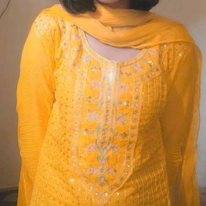 A Yellow Sharara🌼