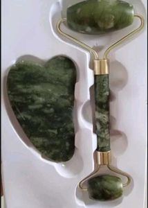 Gua Sha Stone&amp; Jade Roller