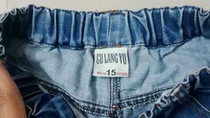 Cute Distressed Denim Jeans