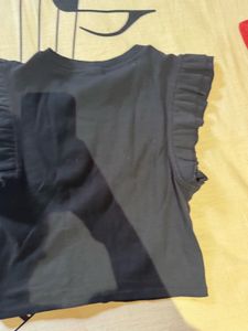 Ruffled Sleeves Crop Top