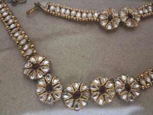 🌟 Bridal-Style Kundan Jewelry Set –