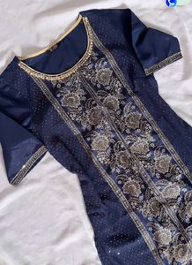 Elegant Navy Blue Embroidered Kurta