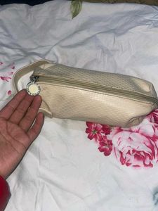 BVLGARI  Amanities Kit👝