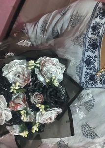 Black Colour Flower Bouquet 💐