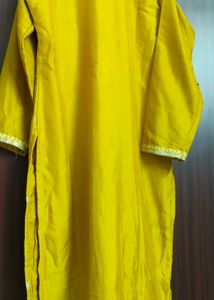 Elegant Yellow Embroidered Kurta