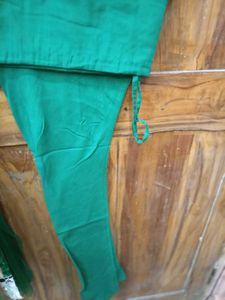 GentlyUsed Elegant Cream&amp;GreenEmbroidered KurtaSe