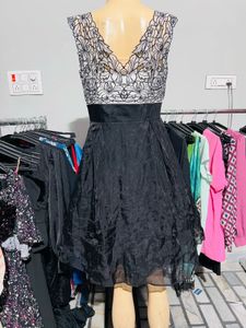 Black and white dress