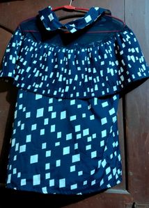 Blue &amp; White Diamond Print Top