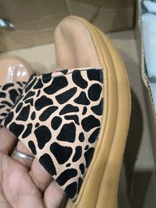 Giraffe Print Platform Slides