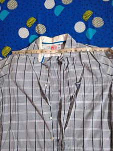 Checked Pattern Shirt
