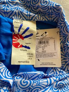 Brand New Remanika Sleeveless Shirt – Size XS