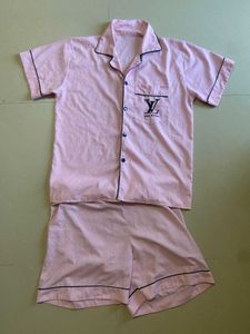 Night Suit
