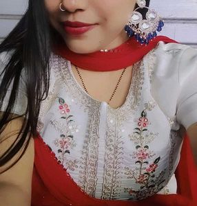 Elegant Floral Kurta Set