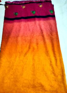 Saree with blouse - like new 💗
