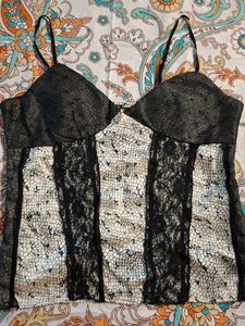 LACE CORSET TOP