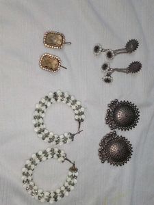 Earrings Set