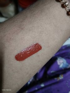 Glam Lipstick In Shade Brown Suits Every Indian