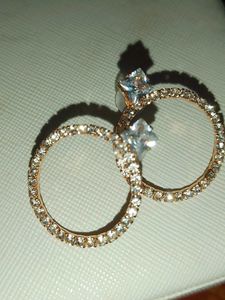 New Light Weight Earings ✨