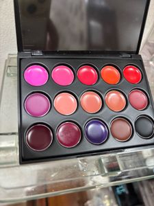 Lip Shade Palette