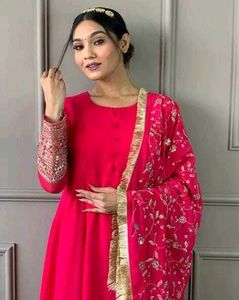 New Stayle Beautiful Women Gown Dress Inpoted Dres