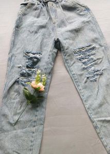 High Waist Ripped Jeans For Woman