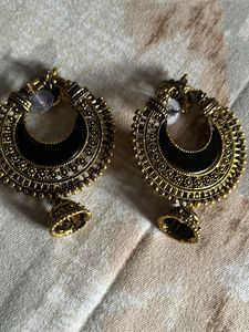 Golden Black Earrings Very Elegant