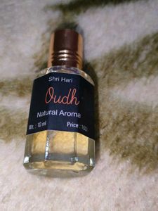Dubai UAE Oudh : Roll On Ittar