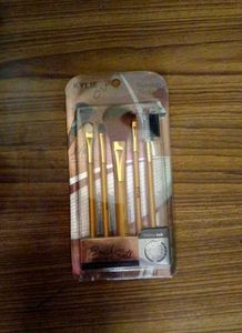 Unused Makeup Brushes Kit