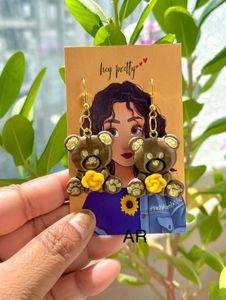 Teddy With Yellow Rose Earring