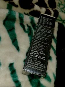 Hilary Rhoda Makeup Fixer