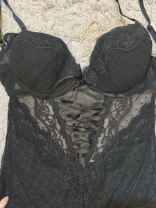 H&amp;M Lace Bodysuit 🔥