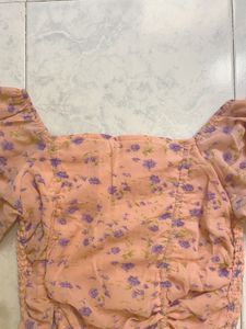 Floral Print Puff Sleeve Top