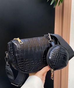 Women&#39;s Black Sling